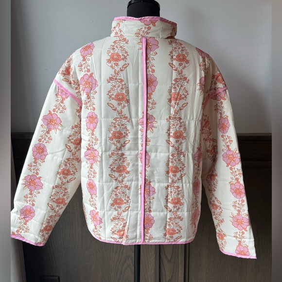 Cottagecore Floral Pink cream orange Women's padded quilted Jacket  NWOT Medium - Picture 4 of 6